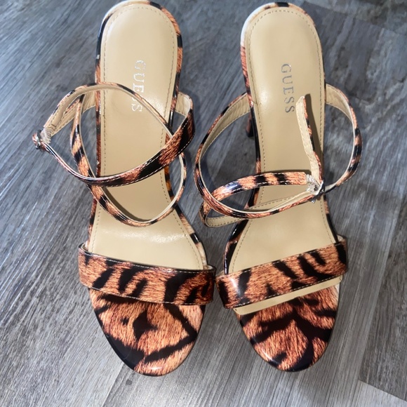 Guess Tarena Strappy Heels in Animal Print size 8M - Picture 5 of 14